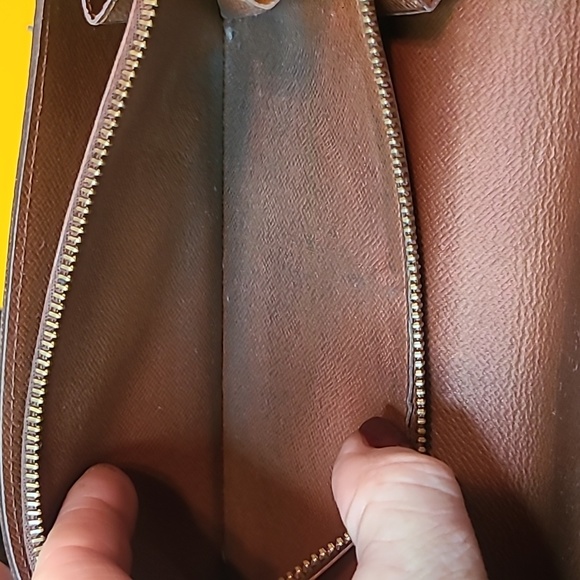 LOUIS VUITTON VINTGE 1990 MONOGRAM PORTEFEUILLE SARAH LONG WALLET STYLE M61734 - Picture 12 of 17